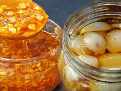 Tỏi Ngâm Mật Ong 2025: Lợi Ích, Cách Dùng, Giảm Cholesterol, Miễn Dịch. Tỏi Ngâm Mật Ong 2025: Lợi Ích, Cách Dùng, Giảm Cholesterol, Miễn Dịch.